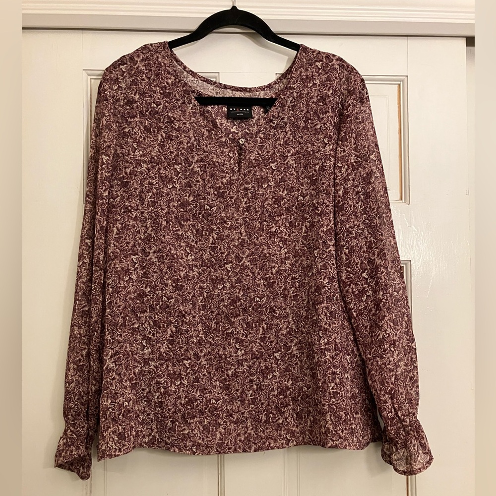 Access lined blouse- pretty accents